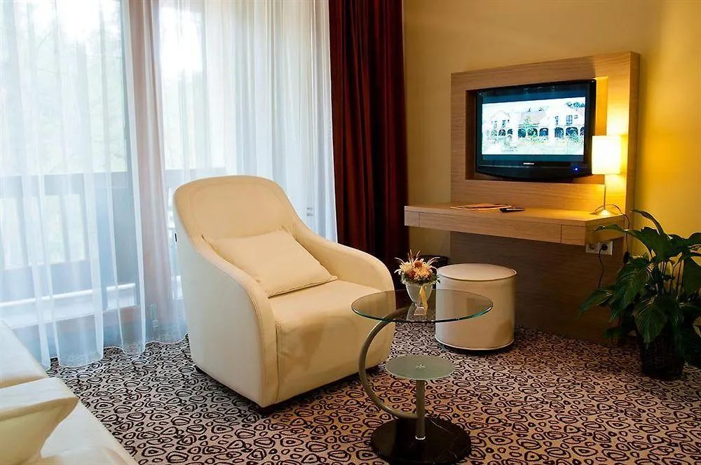 Erdospuszta Club Hotel Fenyves Debrecen